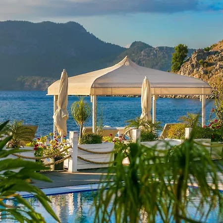Big Poseidon Boutique & Yacht Club Отель