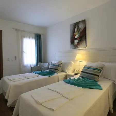 Big Poseidon Boutique & Yacht Club Otel *