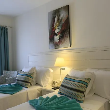 Big Poseidon Boutique & Yacht Club Otel