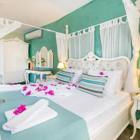 Otel Big Poseidon Boutique & Yacht Club *